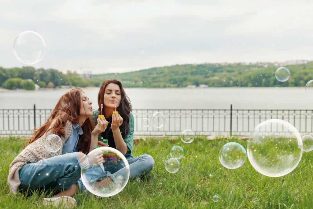 كيف تضعين الحدود في العلاقات بلطف وحزم؟